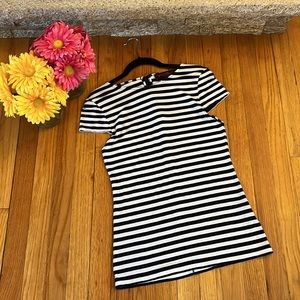 Alice and Olivia Zipper Back Top Size Medium 🌹